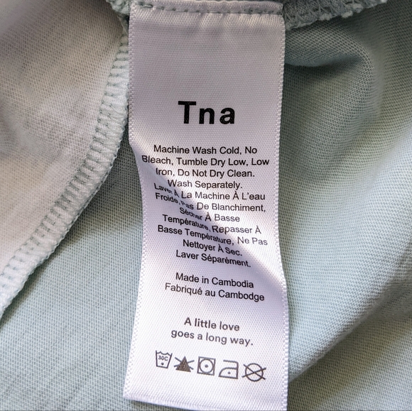 Aritzia TNA Agden Cropped Long Sleeve Tee - Picture 7 of 11